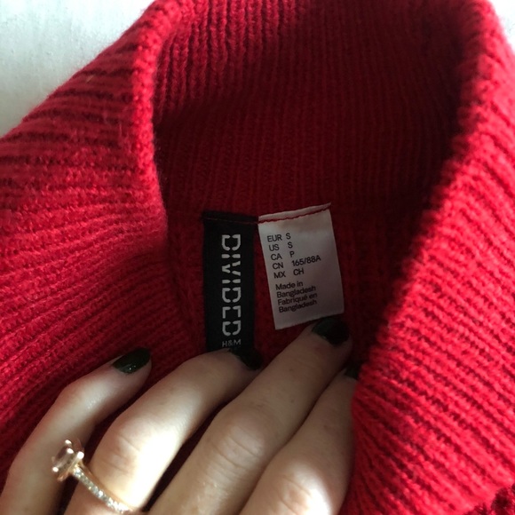 Red Sweater - Picture 3 of 3